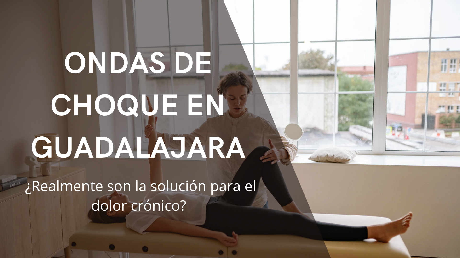 Aplicación de ondas de choque en fisioterapia para dolor crónico en piernas en Guadalajara